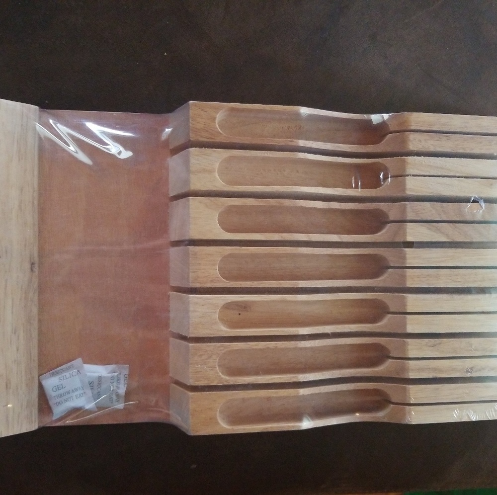 Cooking   pleasure  knife storage Block